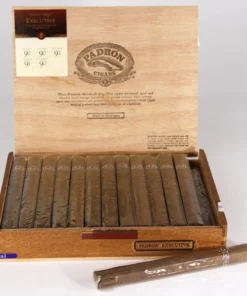 Padron Executive Natural 1/26