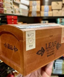 Oscar Valladares – Leaf by Oscar – Maduro – Toro