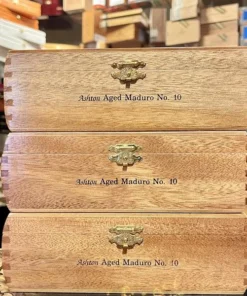 Ashton – Aged Maduro – No. 10 – Robusto